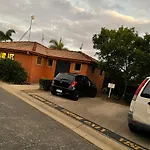 Easy Room Next To Bond University