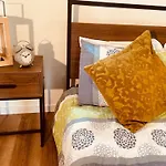 Easy Room Next To Bond University