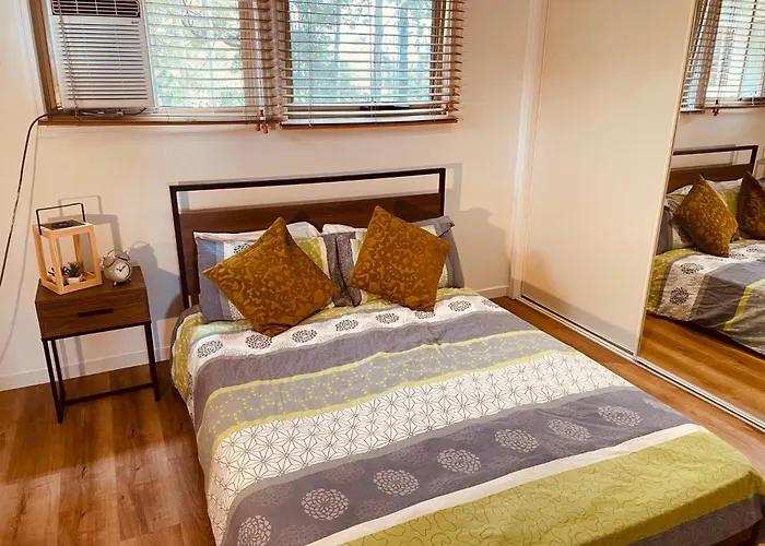 Easy Room Next To Bond University